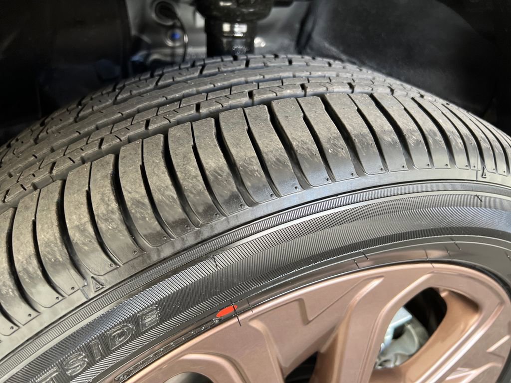 New 2026 Subaru Ascent Limited Bronze image 30