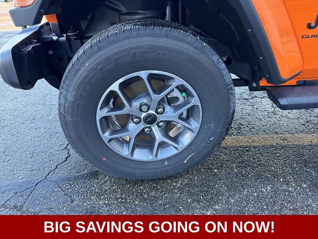 New 2025 Jeep Gladiator Sport image 16