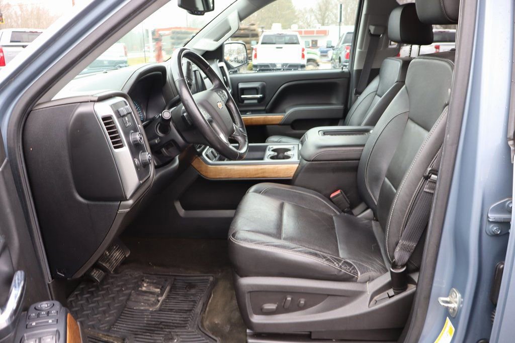 Used 2016 Chevrolet Silverado 1500 LTZ w/ LTZ Plus Package image 4