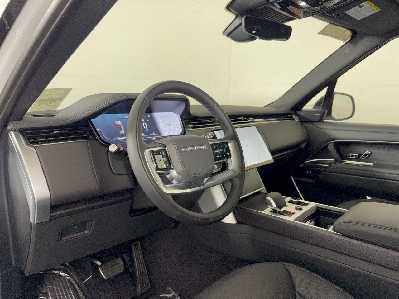 New 2027 Land Rover Range Rover SE AWD/4WD image 4