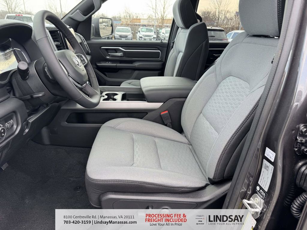 New 2026 RAM 1500 4x4 Crew Cab image 17