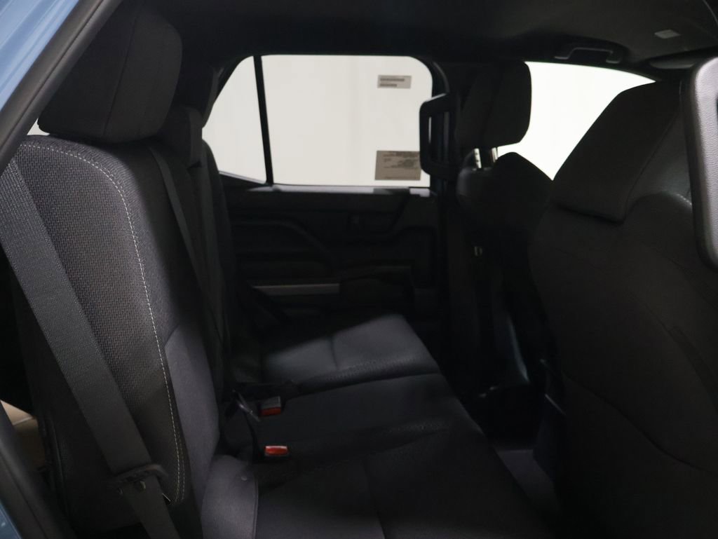 New 2026 Toyota 4Runner SR5 AWD/4WD image 14