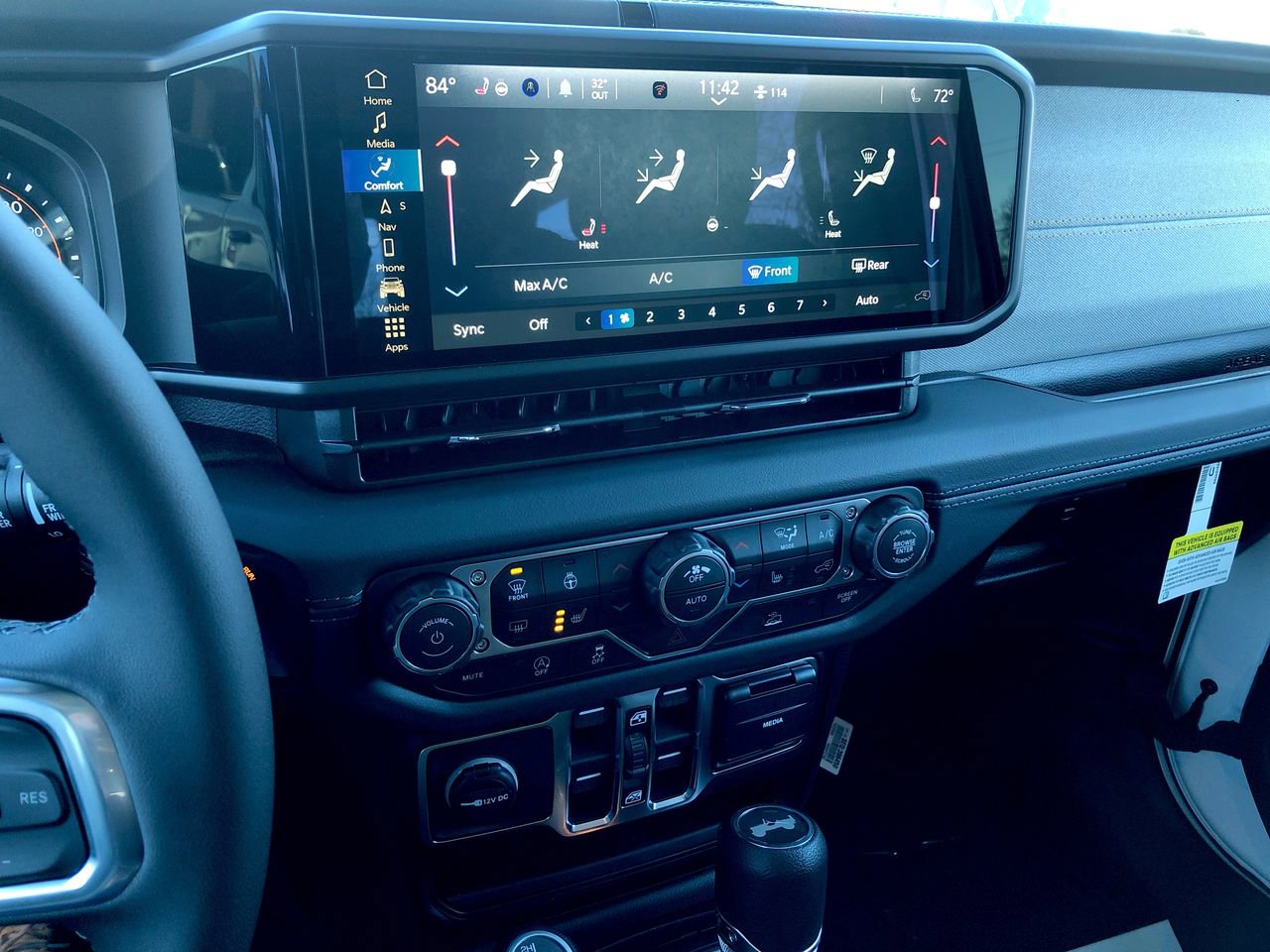 New 2026 Jeep Wrangler Sahara w/ Technology Group image 30