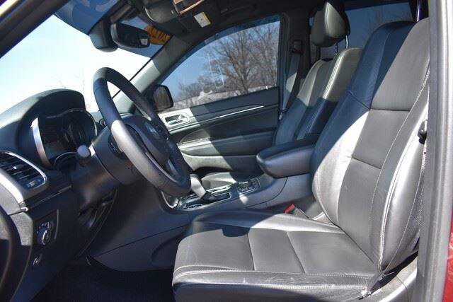 Used 2022 Jeep Grand Cherokee Limited AWD/4WD image 29