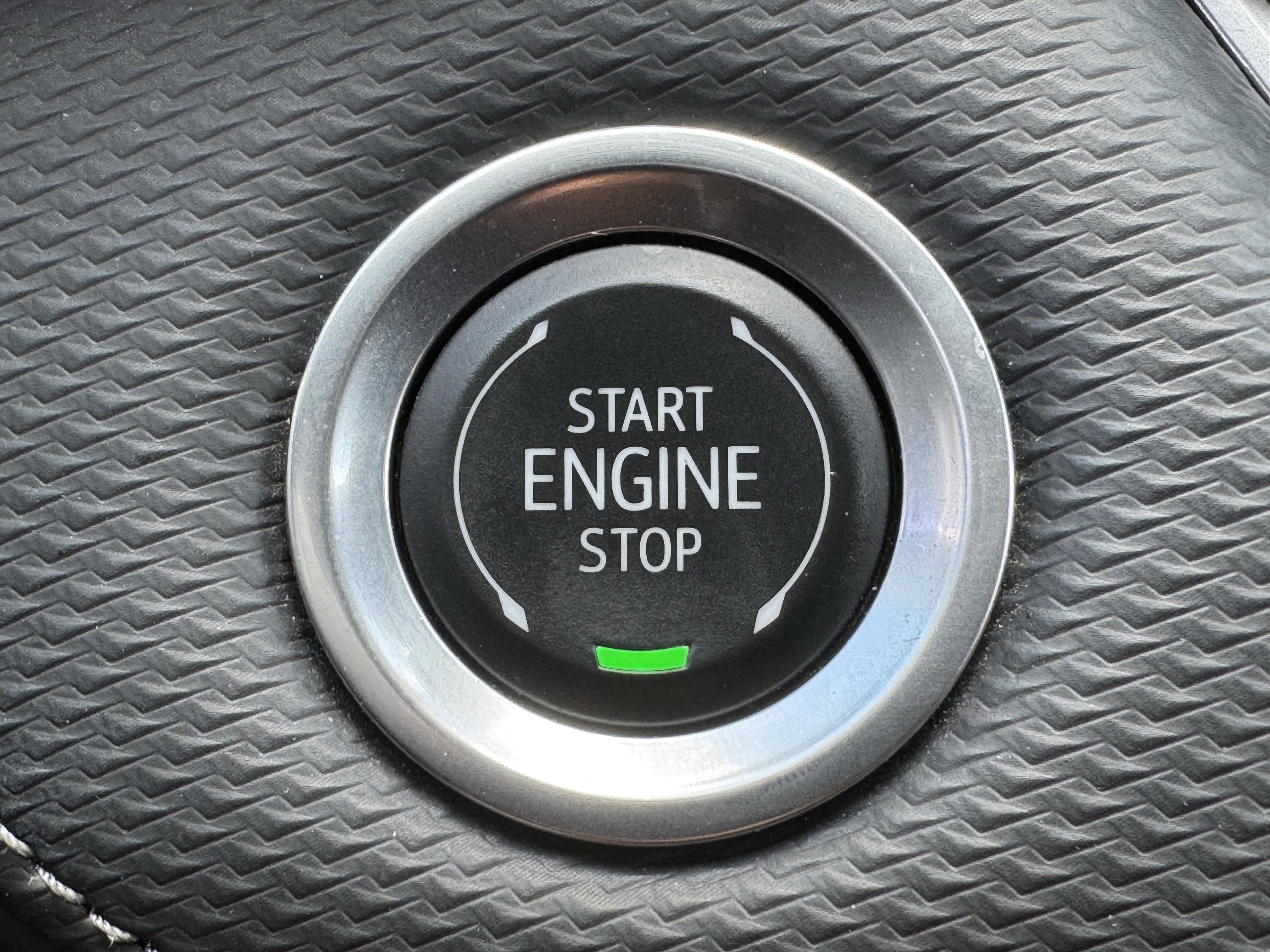 Used 2025 Chevrolet Equinox LT FWD image 23