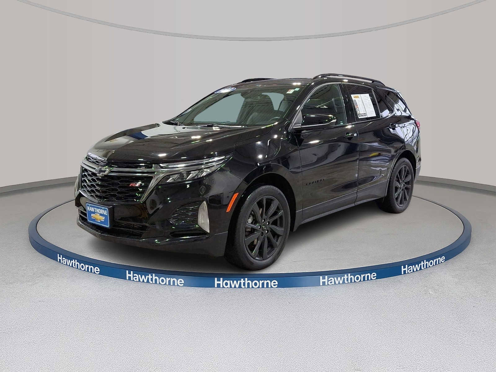 Used 2022 Chevrolet Equinox RS w/ RS Leather Package image 3