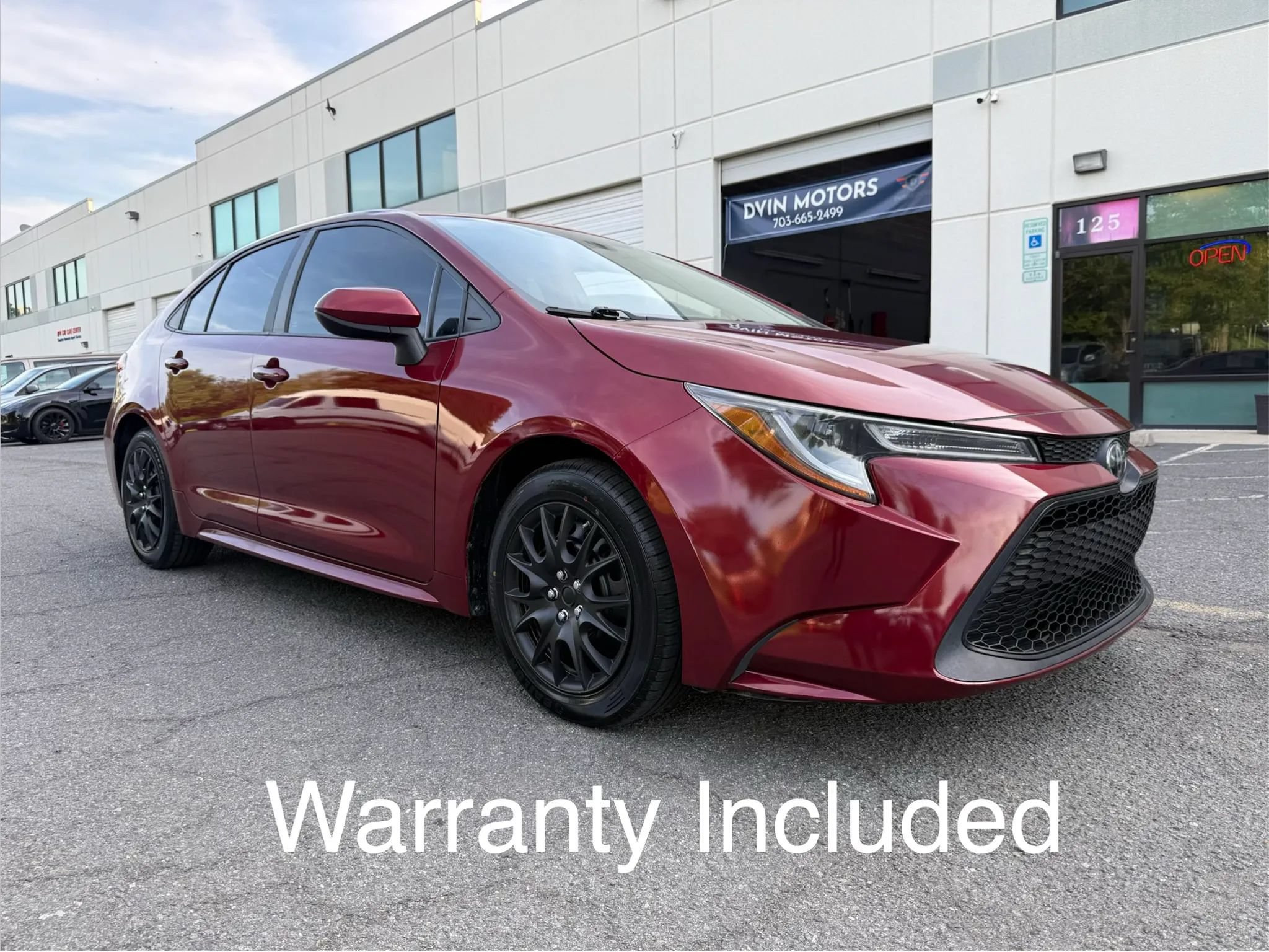 Used 2022 Toyota Corolla LE FWD image 1