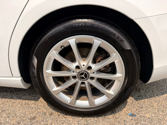 Used 2020 Mercedes-Benz A 220 4MATIC image 36