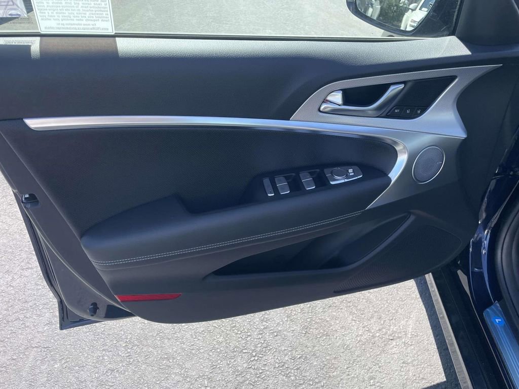 New 2026 Genesis G70 2.5T Prestige RWD image 18