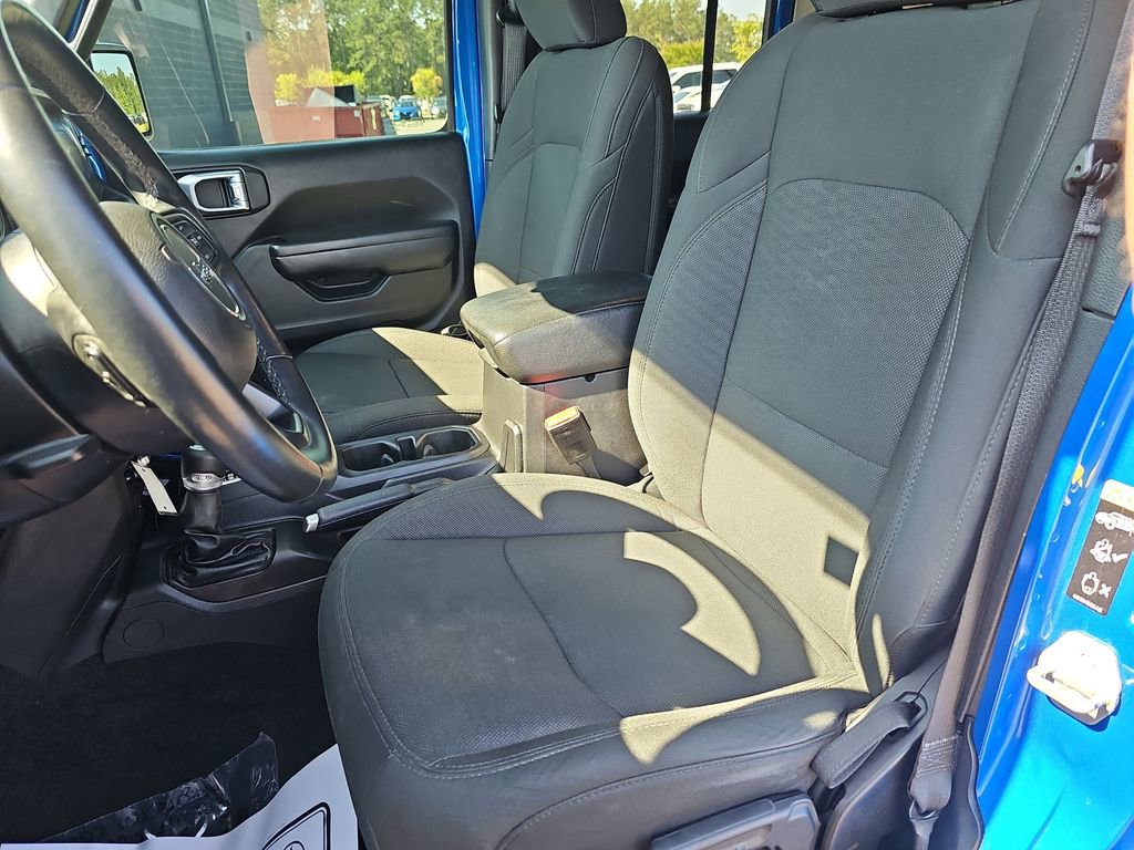 Used 2021 Jeep Wrangler Unlimited Sport w/ Sun And Sound Package AWD/4WD image 19