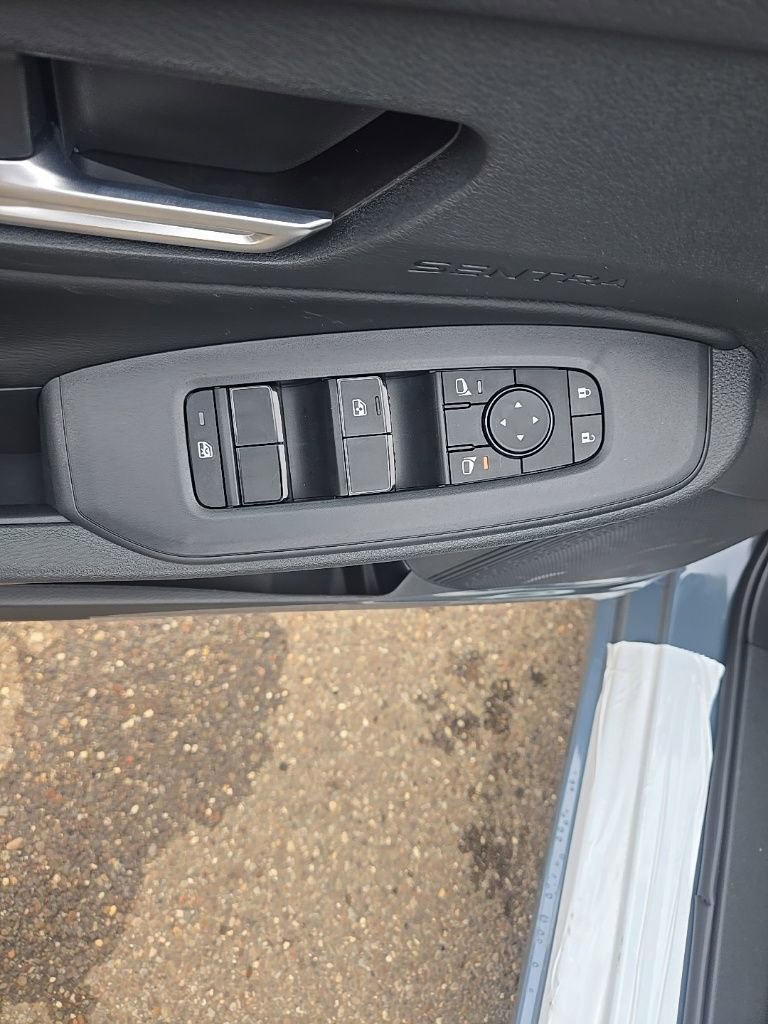 New 2026 Nissan Sentra SV w/ SV Convenience Package FWD image 12