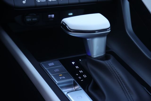 New 2025 Hyundai Elantra Limited image 15