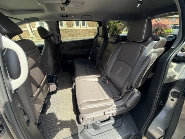 Used 2021 Honda Odyssey Elite image 16