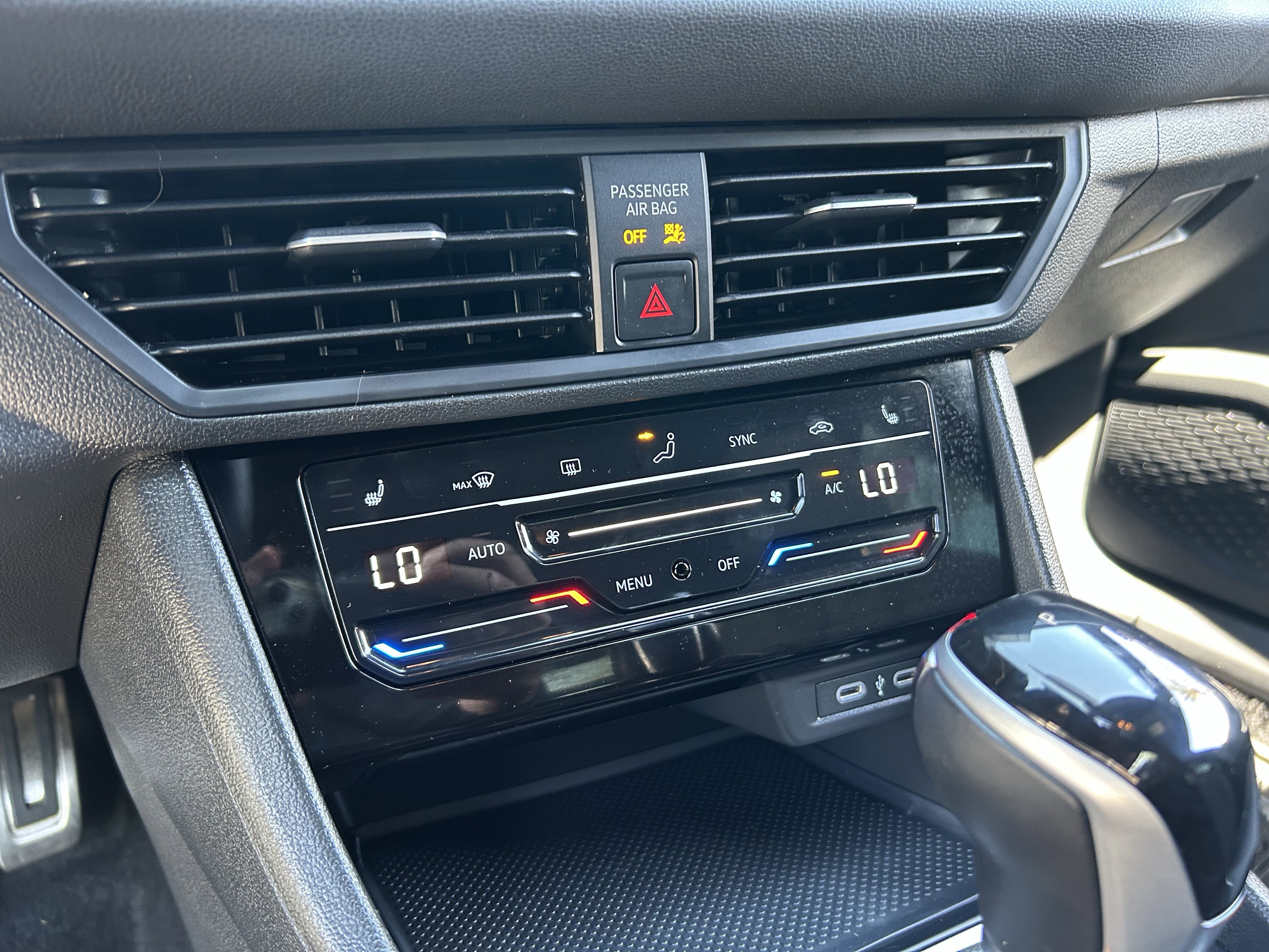 Used 2025 Volkswagen Jetta Sport image 22