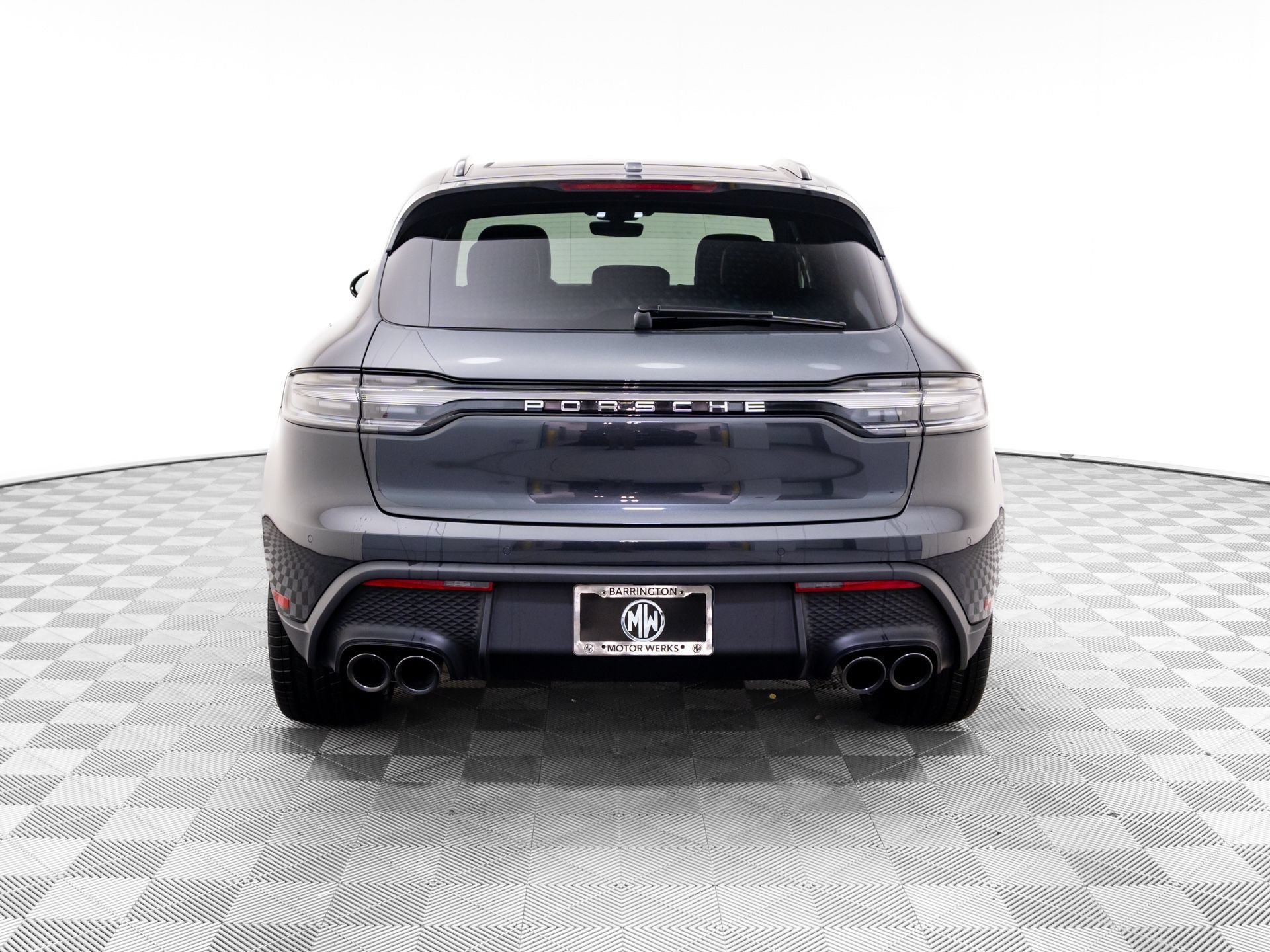 Certified 2026 Porsche Macan AWD/4WD image 10