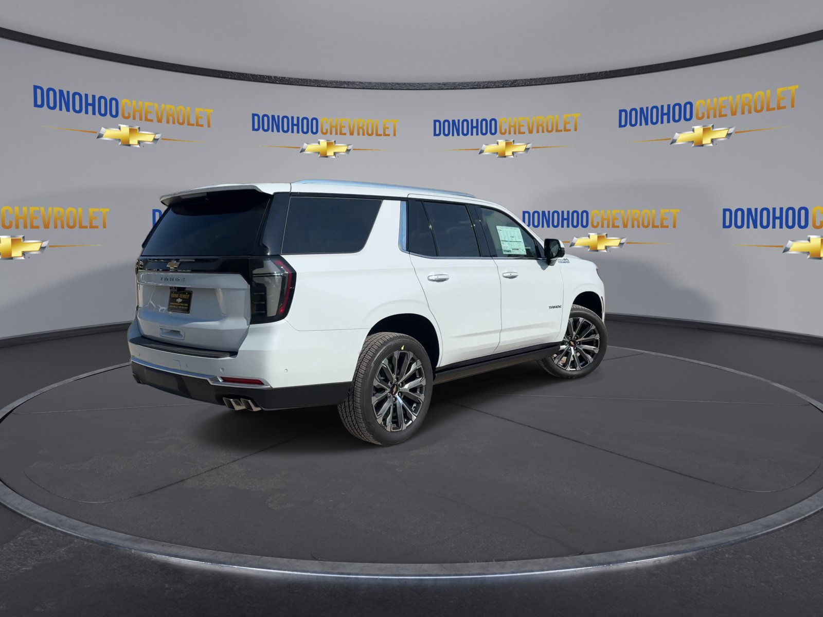 New 2026 Chevrolet Tahoe High Country AWD/4WD image 8