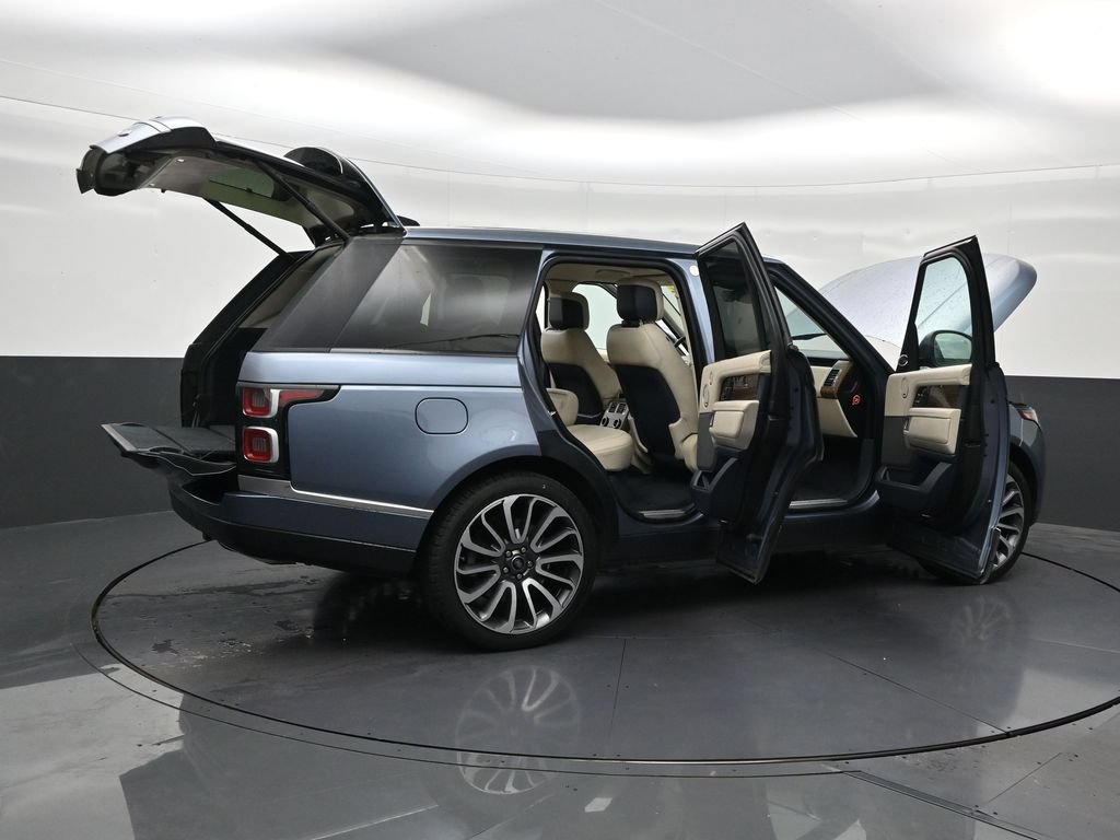Used 2018 Land Rover Range Rover Supercharged AWD/4WD image 31
