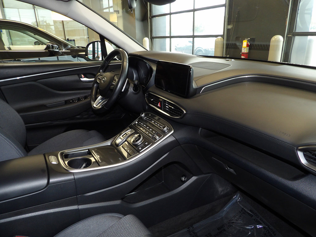 Used 2023 Hyundai Santa Fe SEL w/ Winter Weather Package AWD/4WD image 13