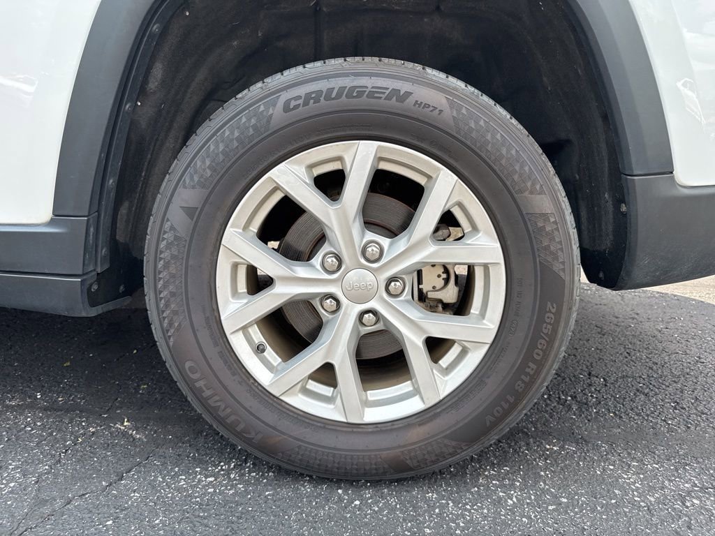 Used 2023 Jeep Grand Cherokee Limited image 19