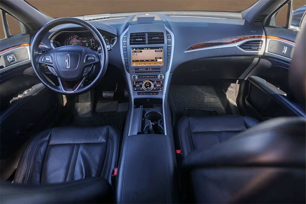 Used 2017 Lincoln MKZ Select w/ Technology Package image 25