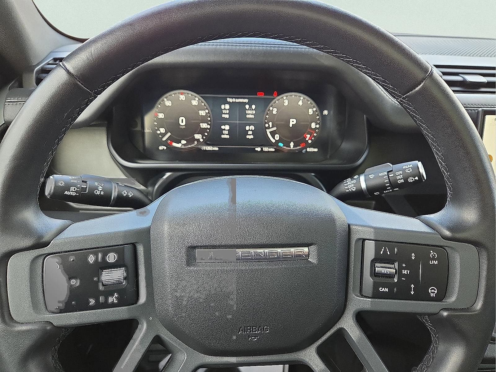 Used 2025 Land Rover Defender 110 S AWD/4WD image 24