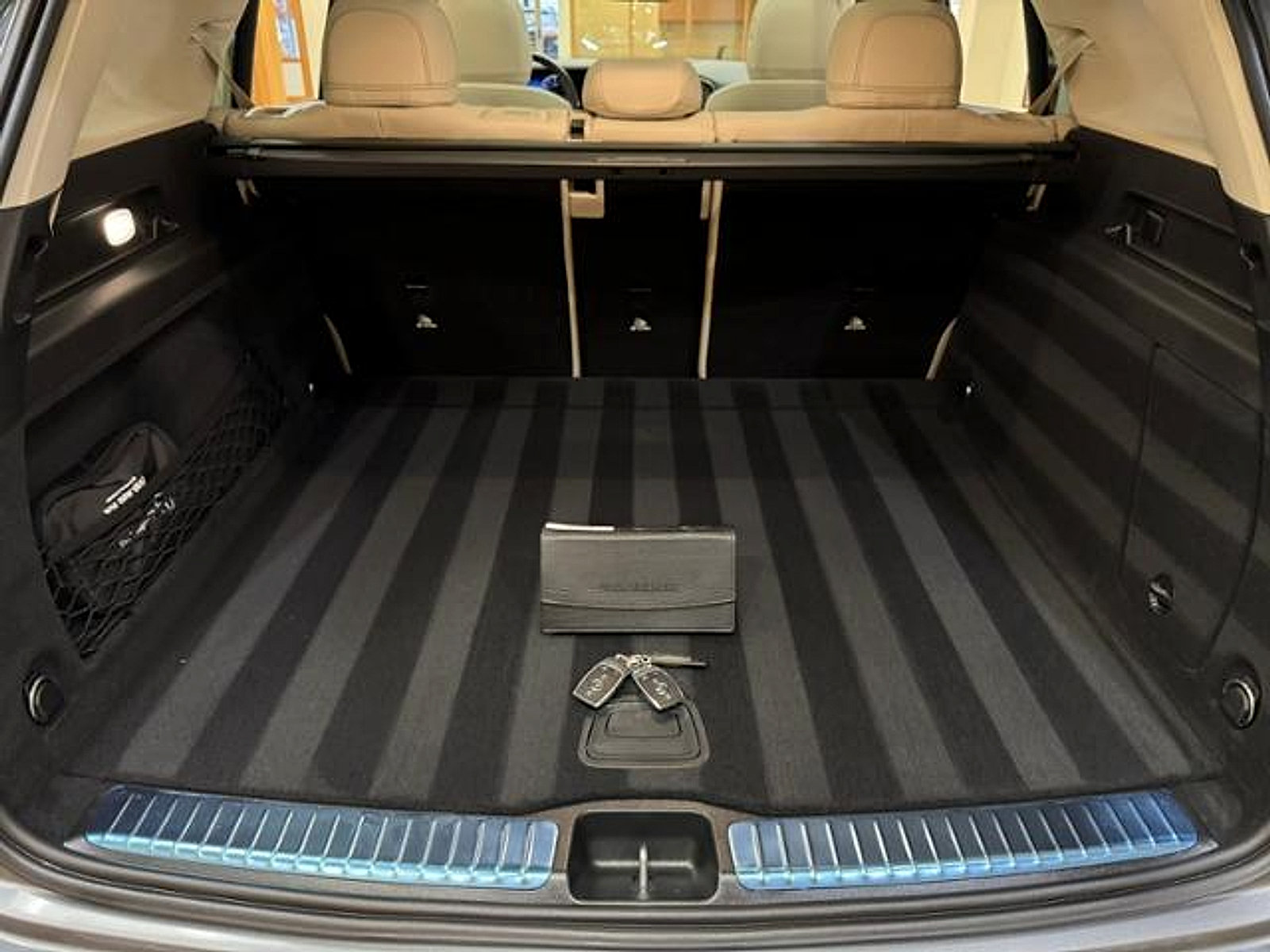 Certified 2025 Mercedes-Benz GLE 350 4MATIC image 36