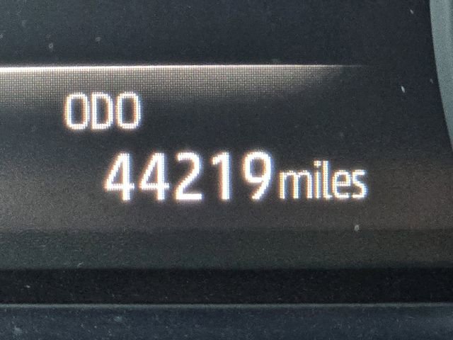 Used 2021 Toyota Venza XLE w/ Softex Package image 33