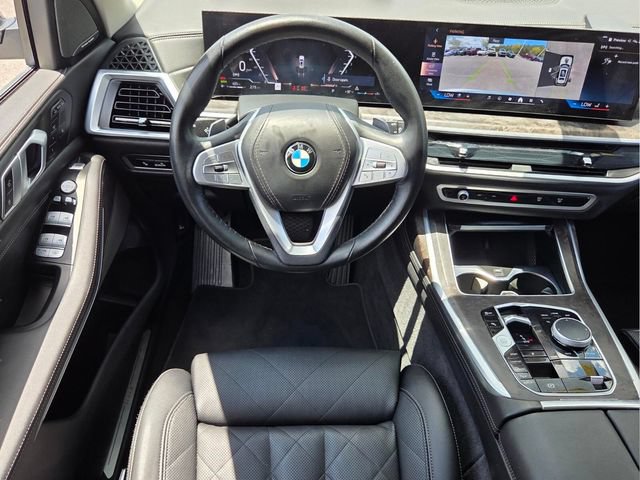 Used 2025 BMW X7 xDrive40i w/ Premium Package AWD/4WD image 6