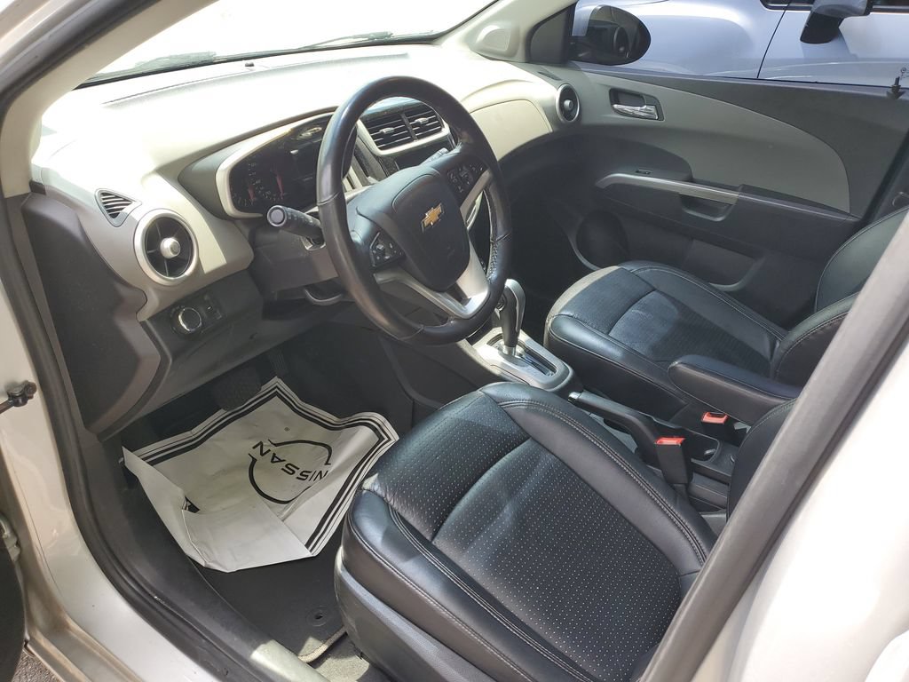 Used 2017 Chevrolet Sonic Premier FWD image 20