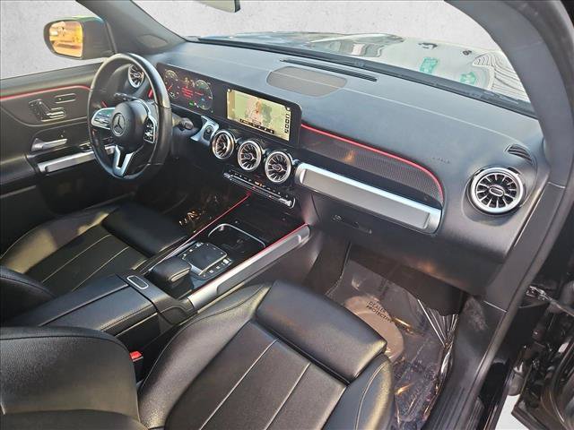 Used 2023 Mercedes-Benz EQB 300 4MATIC image 22