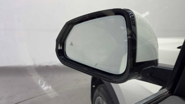 Used 2023 BMW X1 xDrive28i w/ Convenience Package AWD/4WD image 11