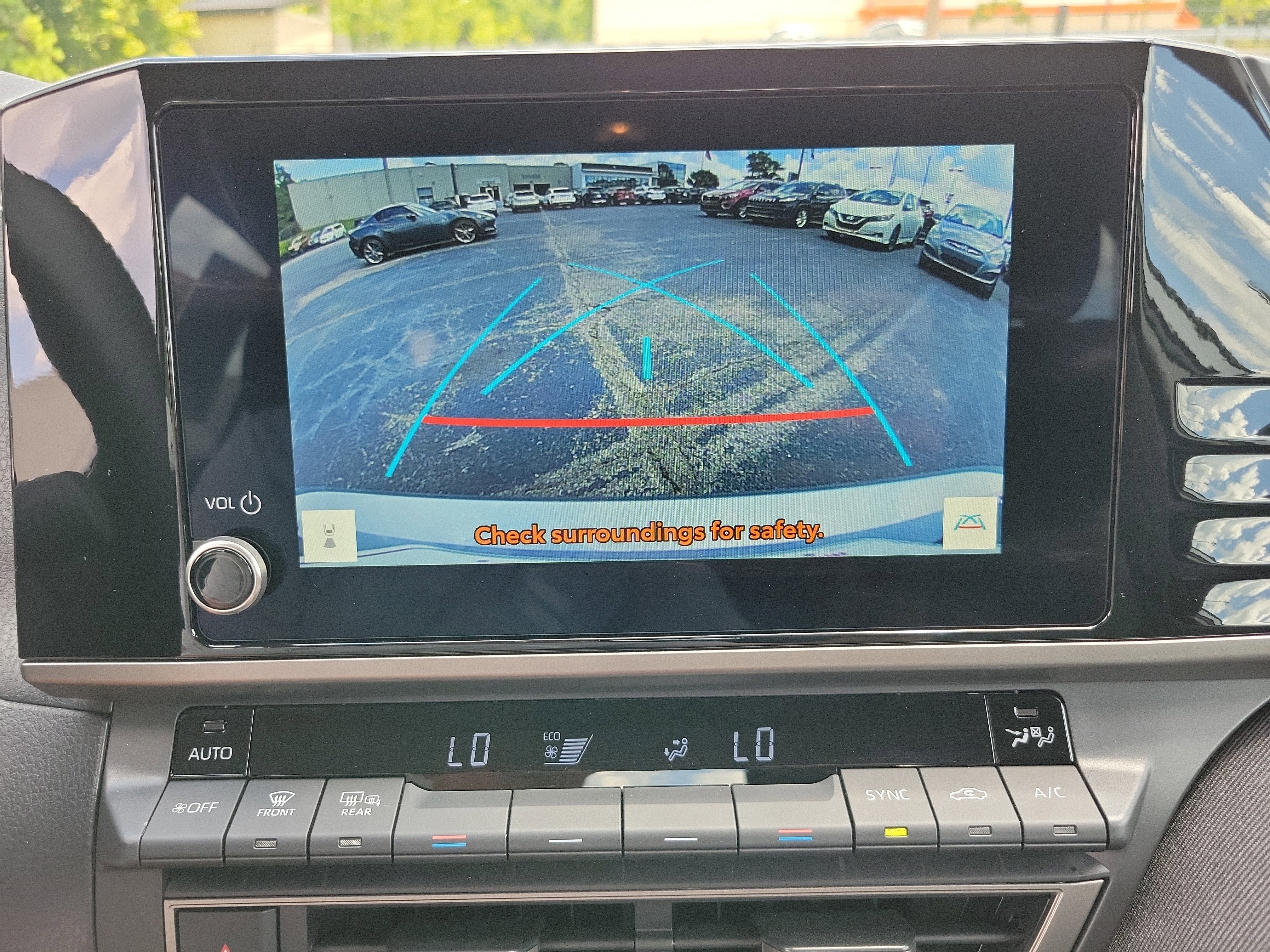 Used 2025 Toyota Camry LE image 13