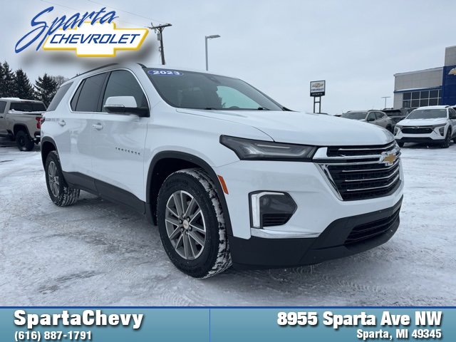 Used 2023 Chevrolet Traverse LT image 1