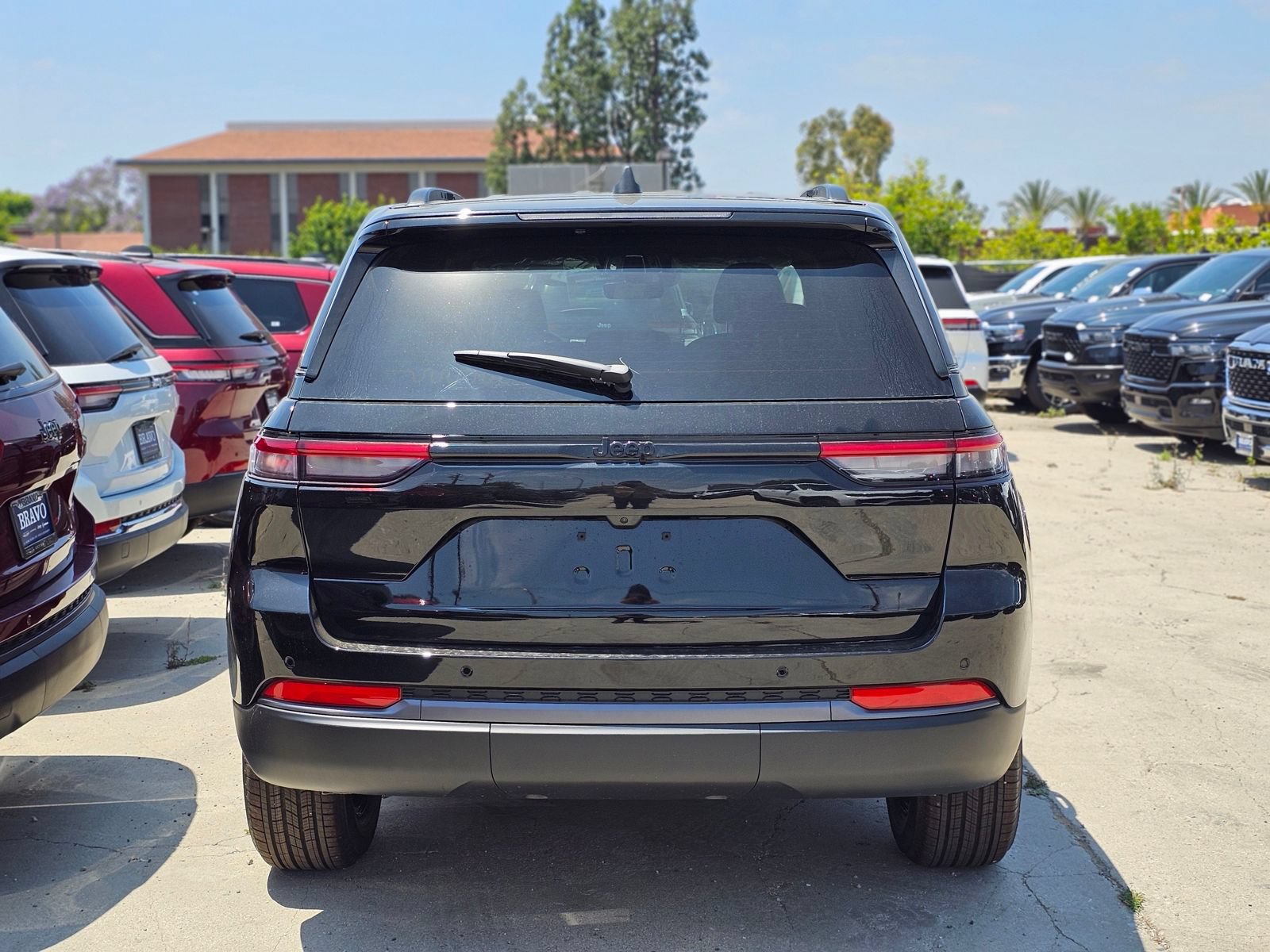 New 2026 Jeep Grand Cherokee Altitude RWD image 6