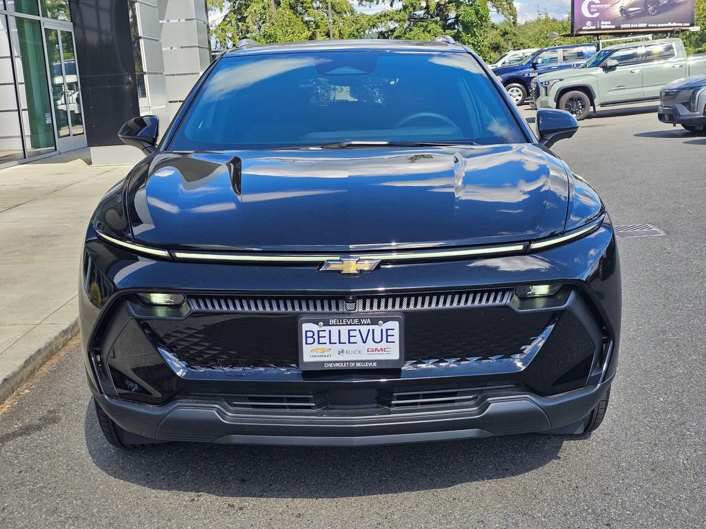Used 2026 Chevrolet Equinox EV LT AWD/4WD image 8
