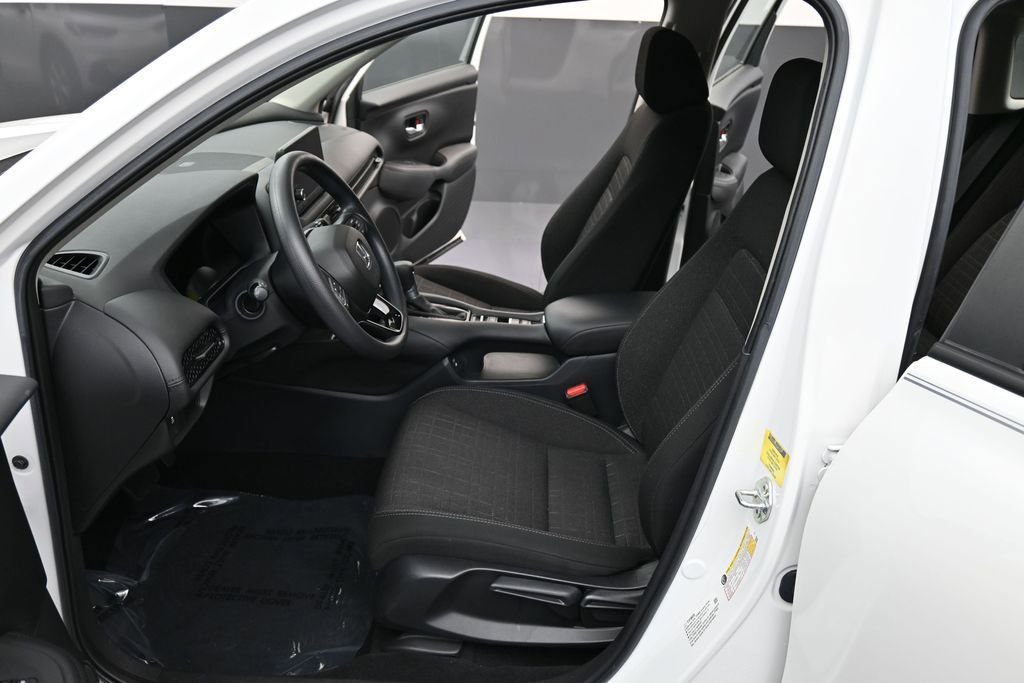 Used 2024 Honda HR-V LX image 11