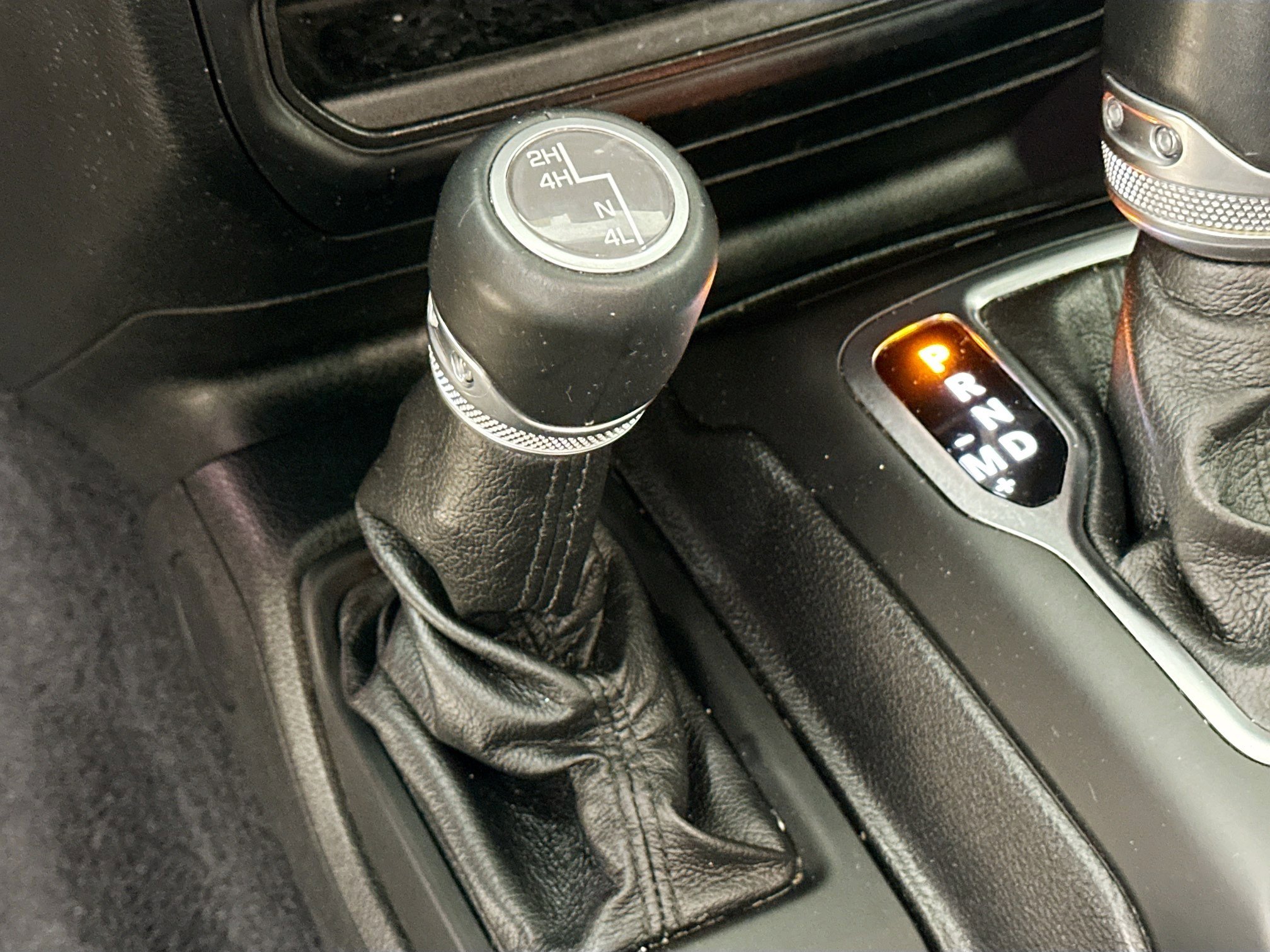 Used 2021 Jeep Wrangler Unlimited Sahara image 22