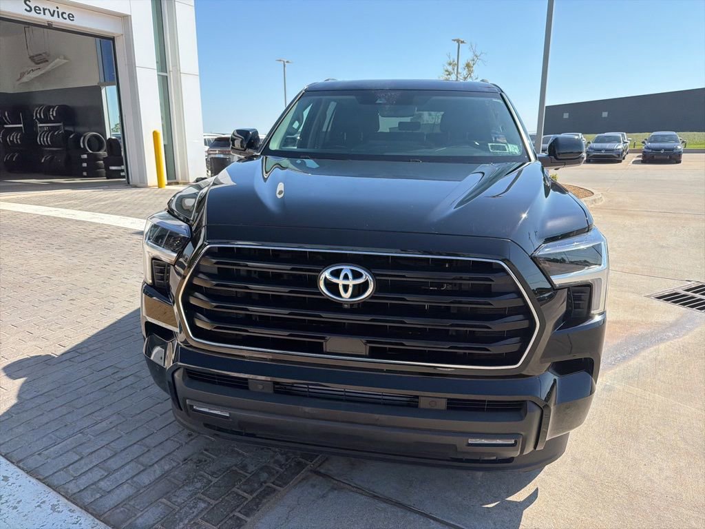 Used 2024 Toyota Sequoia SR5 w/ SR5 Premium Package image 2
