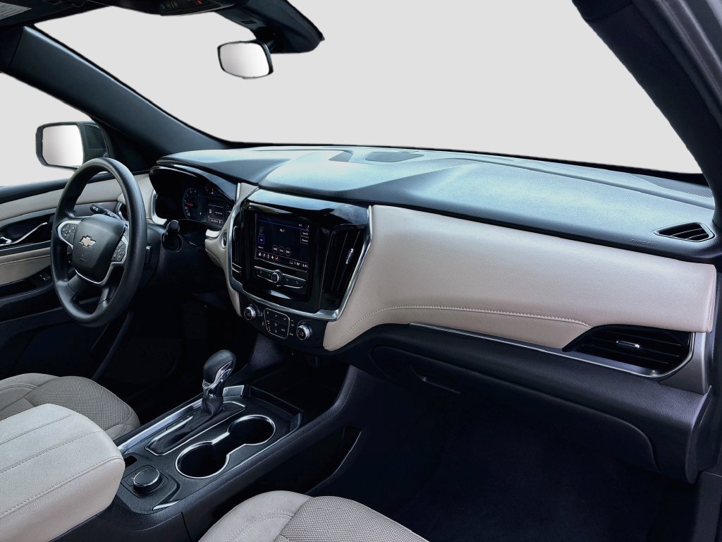 Used 2023 Chevrolet Traverse LS FWD image 28