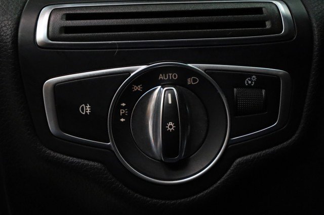 Used 2018 Mercedes-Benz C 300 Cabriolet image 21