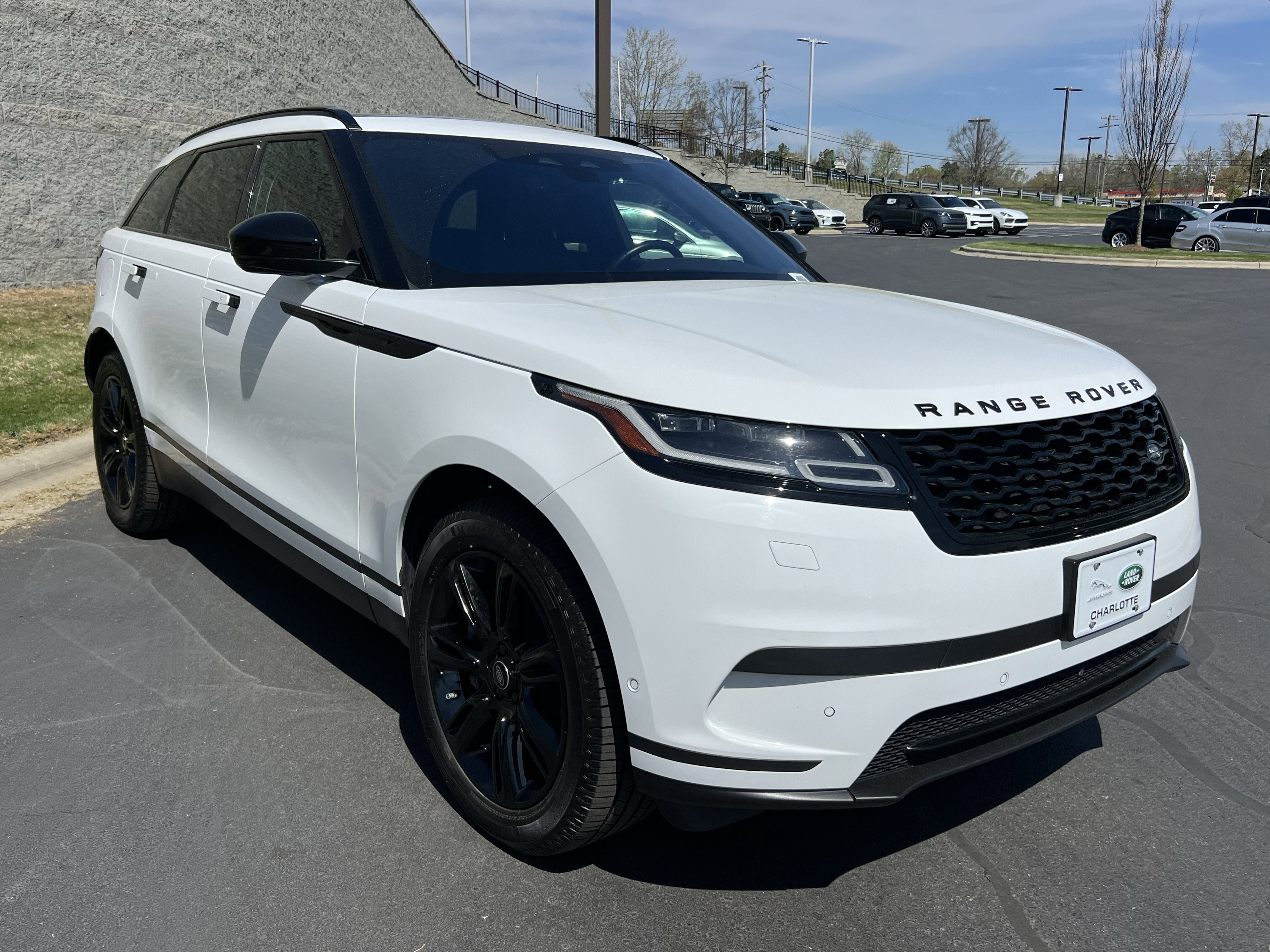 Certified 2021 Land Rover Range Rover Velar S image 9