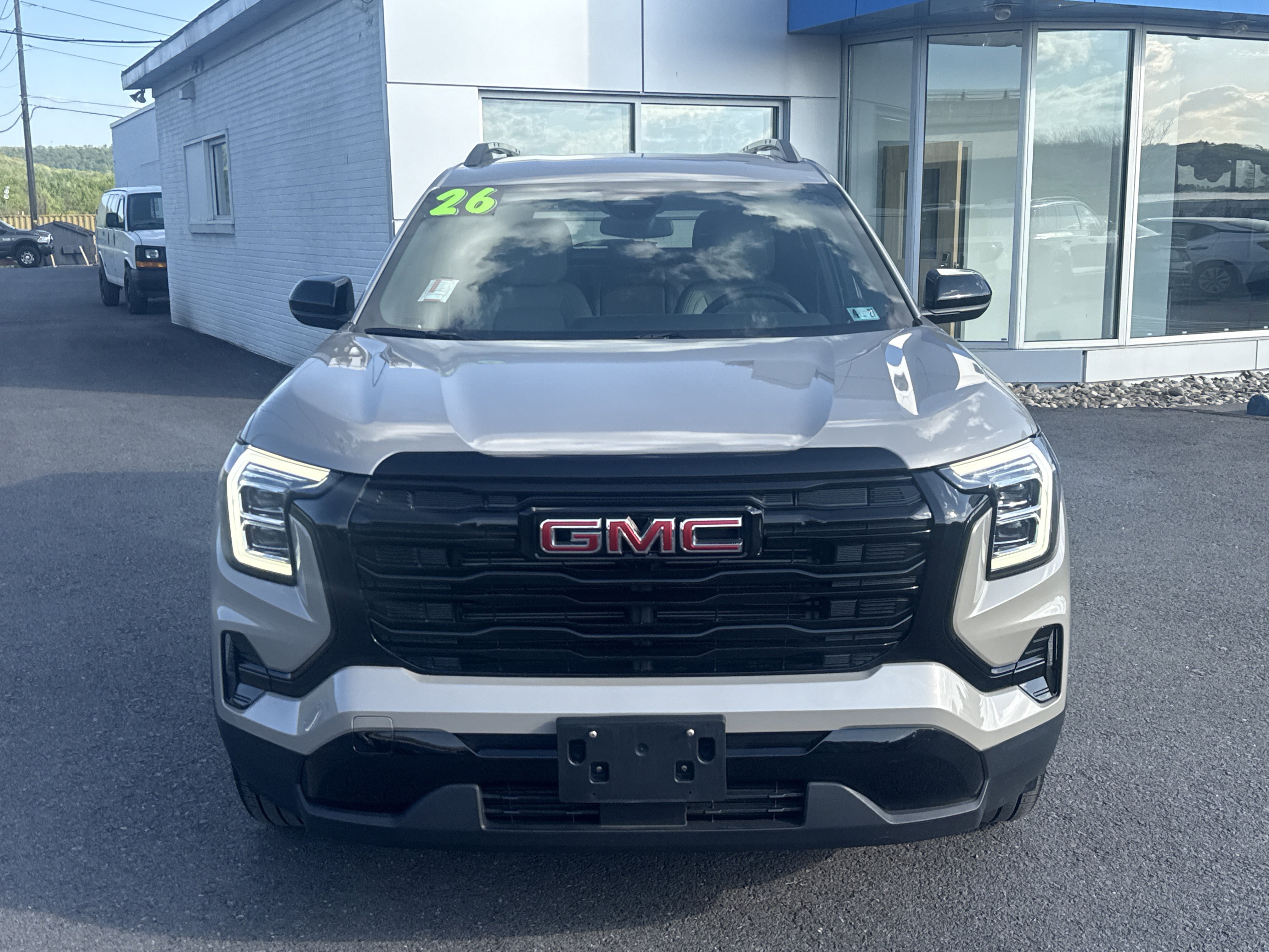 Used 2026 GMC Terrain Elevation w/ Elevation Premium Package AWD/4WD image 8