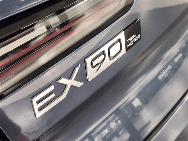 New 2025 Volvo EX90 Ultra image 13