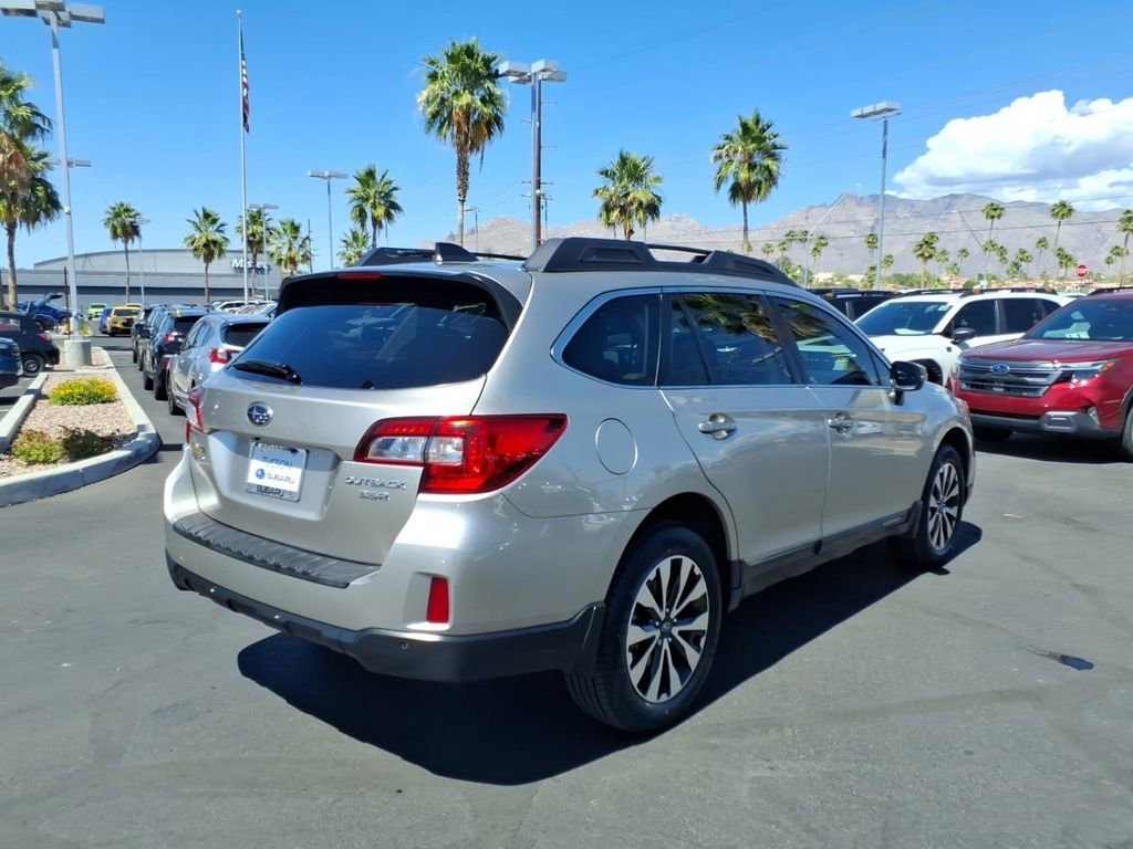 Used 2017 Subaru Outback 3.6R Limited AWD/4WD image 10