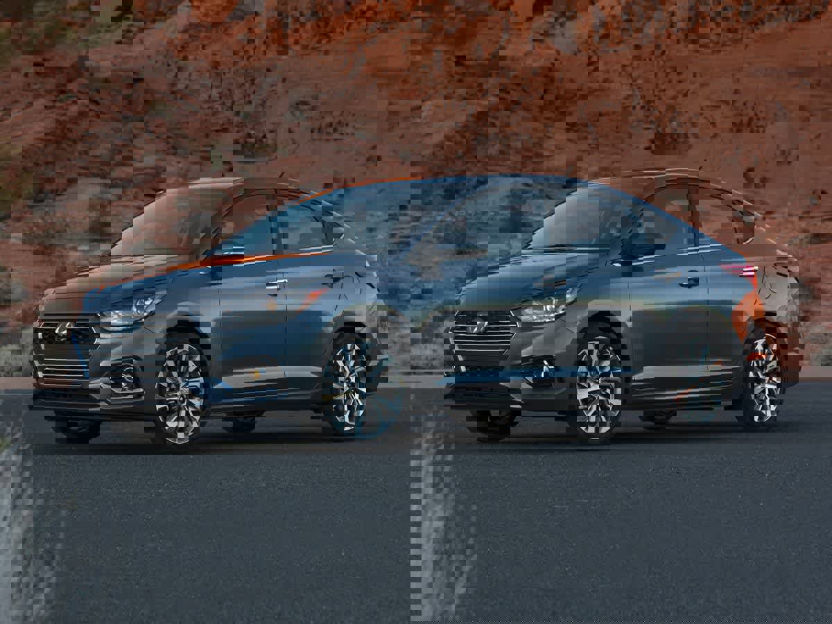 Used 2022 Hyundai Accent SE