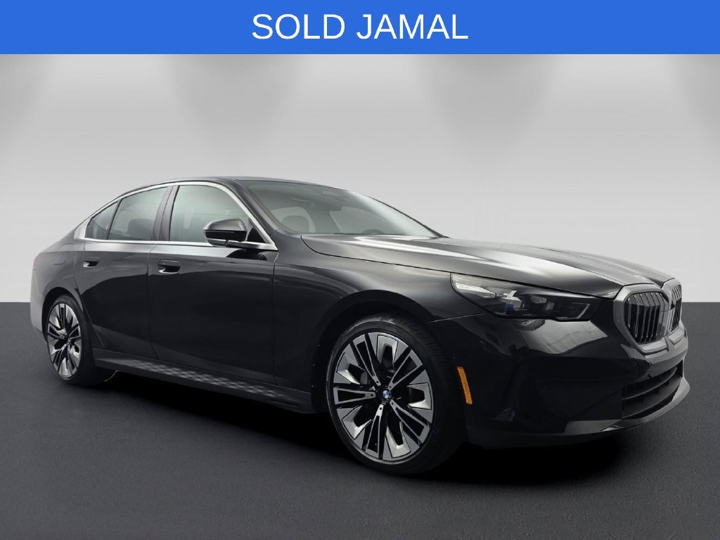 Certified 2024 BMW 530i w/ Premium Package RWD image 1