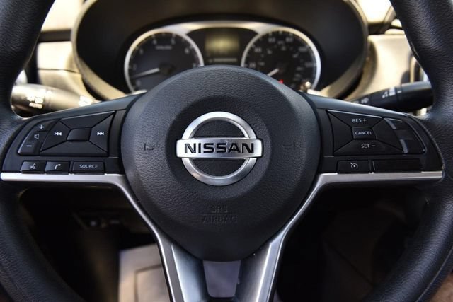 Used 2021 Nissan Versa S FWD image 16
