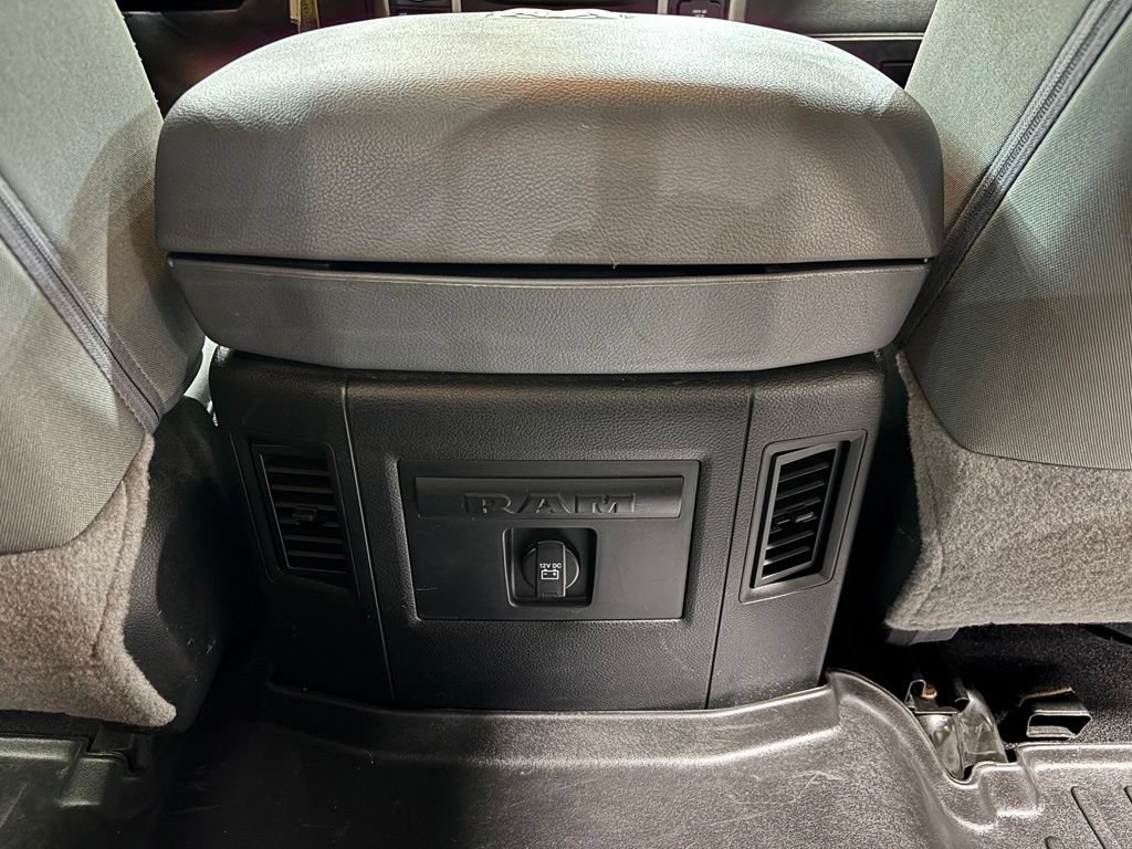 Used 2018 RAM 1500 Big Horn AWD/4WD image 28