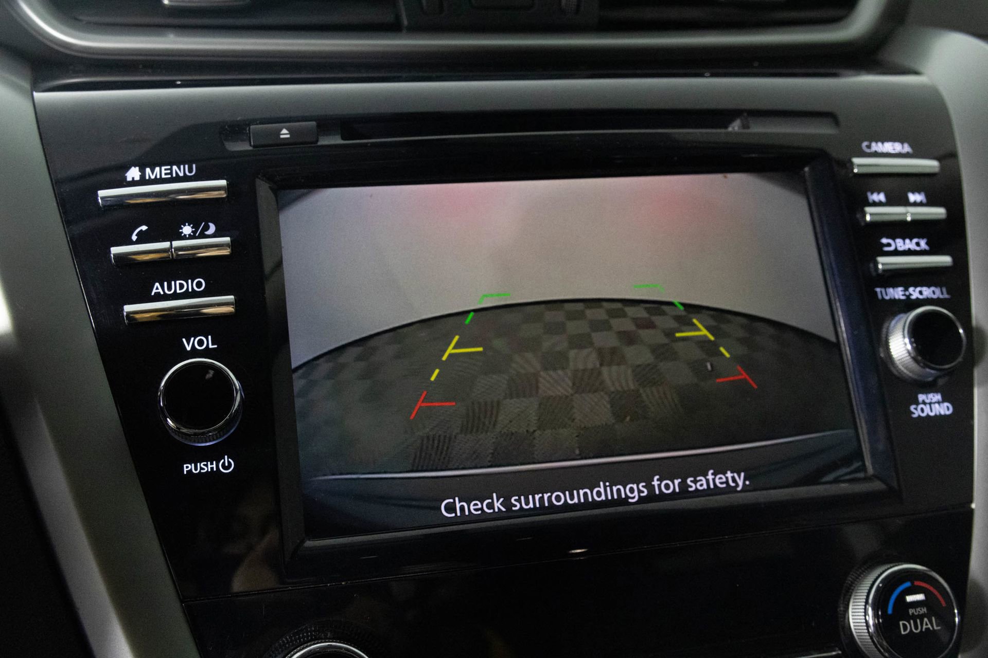 Used 2019 Nissan Murano S image 7