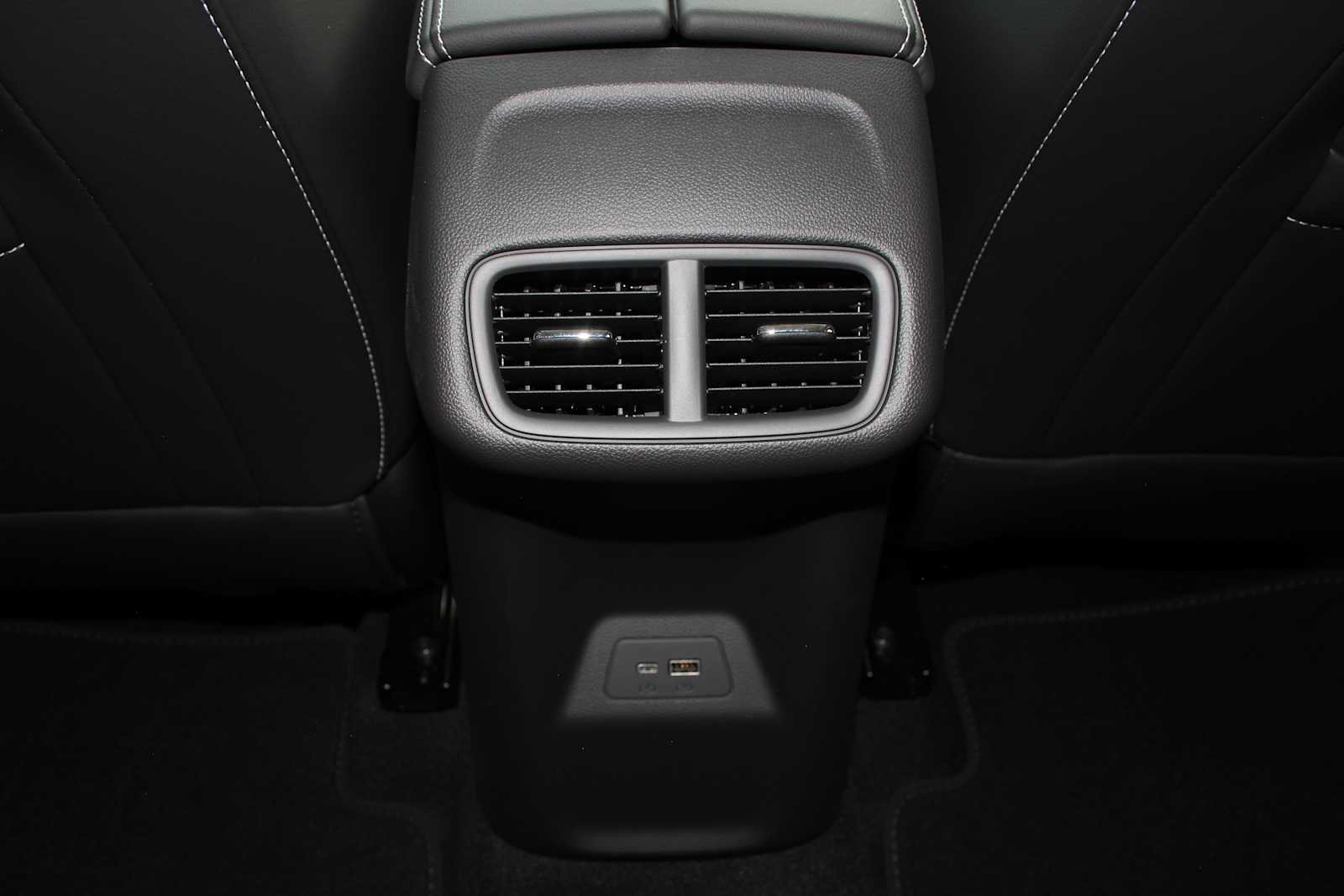New 2026 Buick Envision Sport Touring AWD/4WD image 32